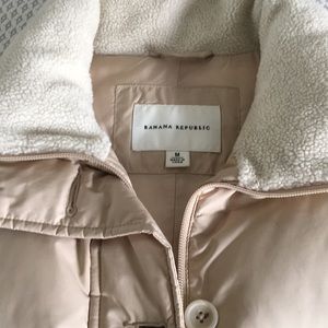 Banana Republic vest ⛄️